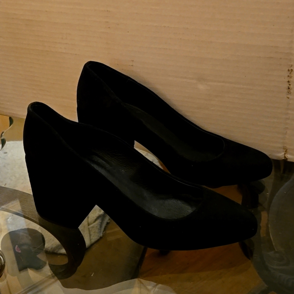 Pure Navy Black Suede Chunky Heels Used Size 36